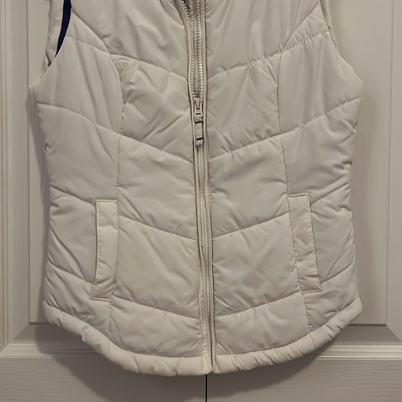 Areopostale puffer vest - Picture 4 of 5